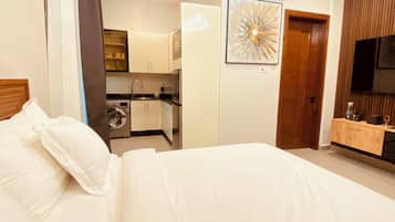 Individually furnished, laptop workspace, free WiFi