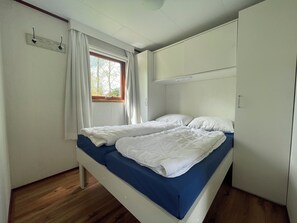 2 habitaciones, tabla de planchar con plancha y wifi 