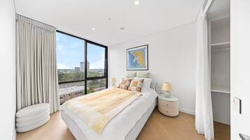 3 bedrooms, free WiFi, bed sheets