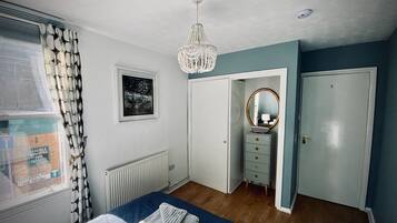 1 bilik tidur, dihias secara berasingan