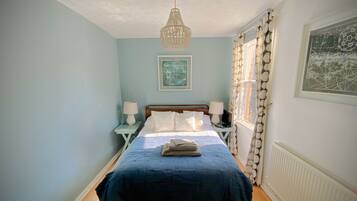 1 bedroom, individually decorated, individually furnished, free WiFi