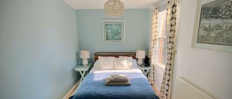 1 chambre, décoration personnalisée, ameublement personnalisé