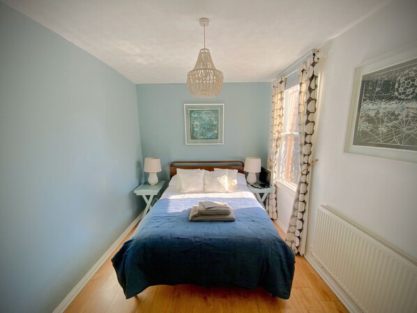 1 chambre, décoration personnalisée, ameublement personnalisé