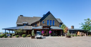 Exterior - Elegant Cabin Retreat at Brasada Ranch | Golf Views, Private Decks & Resort Perks (Powell Butte)