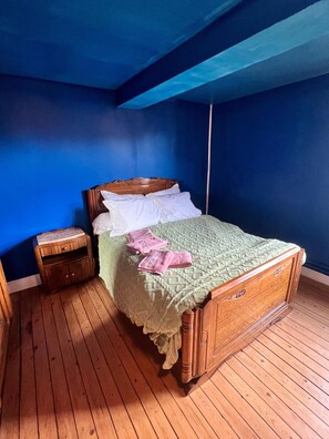 4 camere, ferro/asse da stiro, Wi-Fi, lenzuola