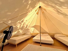 Grand Tent | WiFi (free)