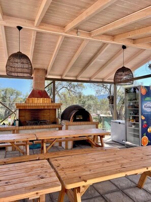 BBQ/picnic area - Nirikos Camping (Lefkada)