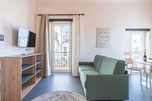 Deluxe Apartment, Bay View | Living area - La Dimora di San Nicola (Syracuse)