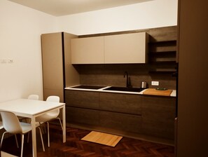 Four, lave-vaisselle