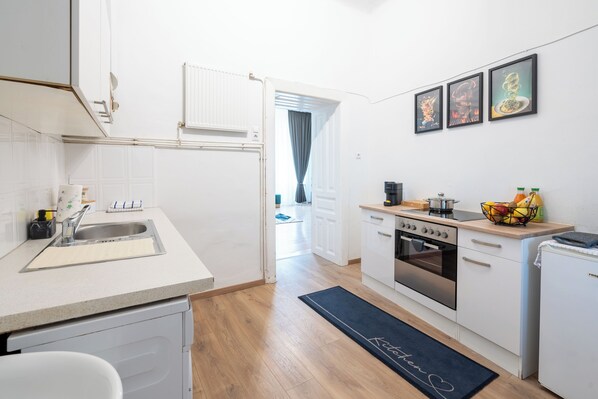 Design Apartment, Pets allowed, City View | Private kitchen