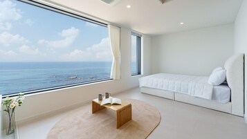Habitación básica, 2 habitaciones (Room 502 (Full Ocean View / Spa)) | 1 dormitorio y wifi gratis