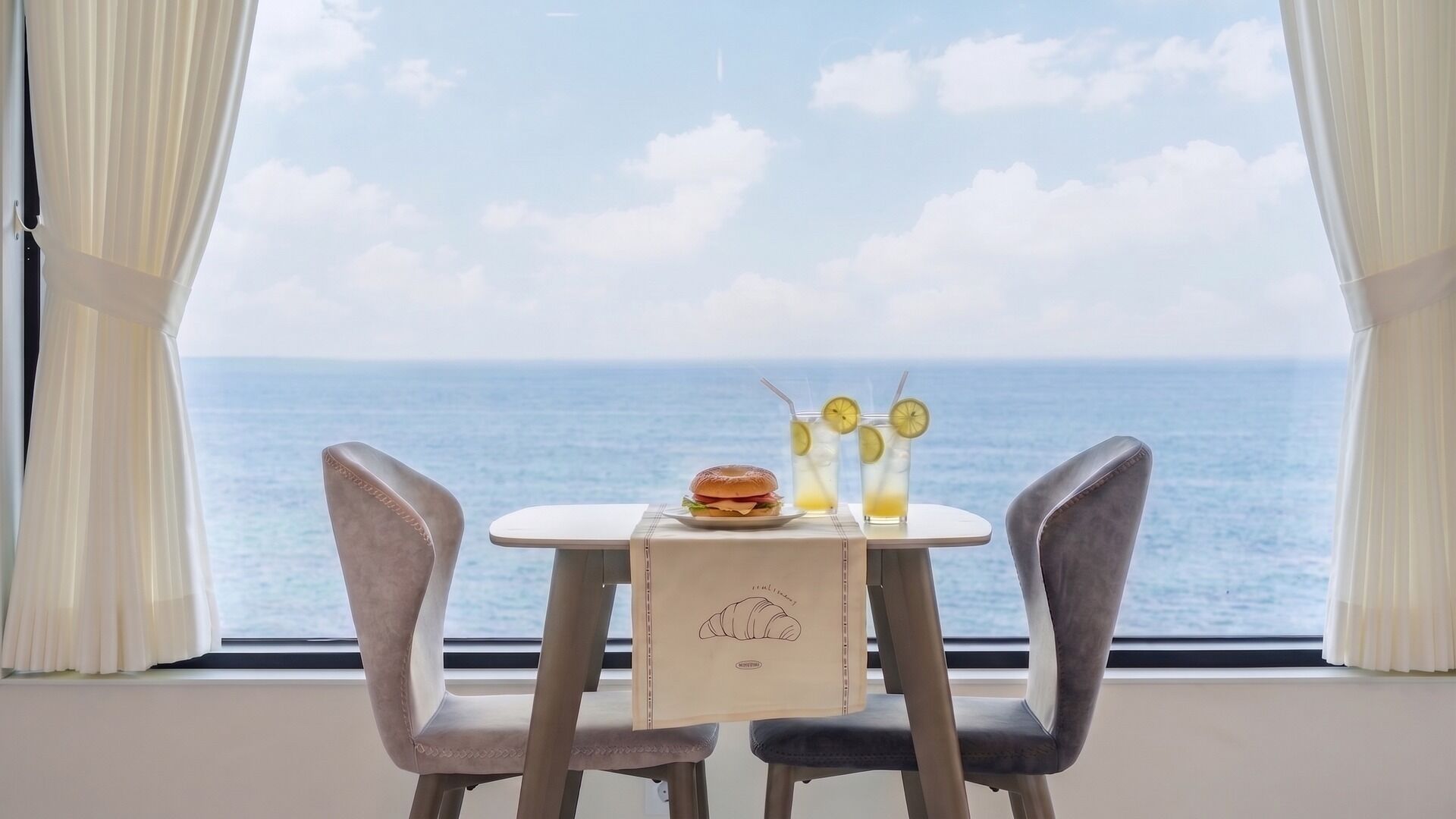 Basic Room, 1 Bedroom (Room 203 (Full Ocean View / Spa)) | 1 bedroom, free WiFi