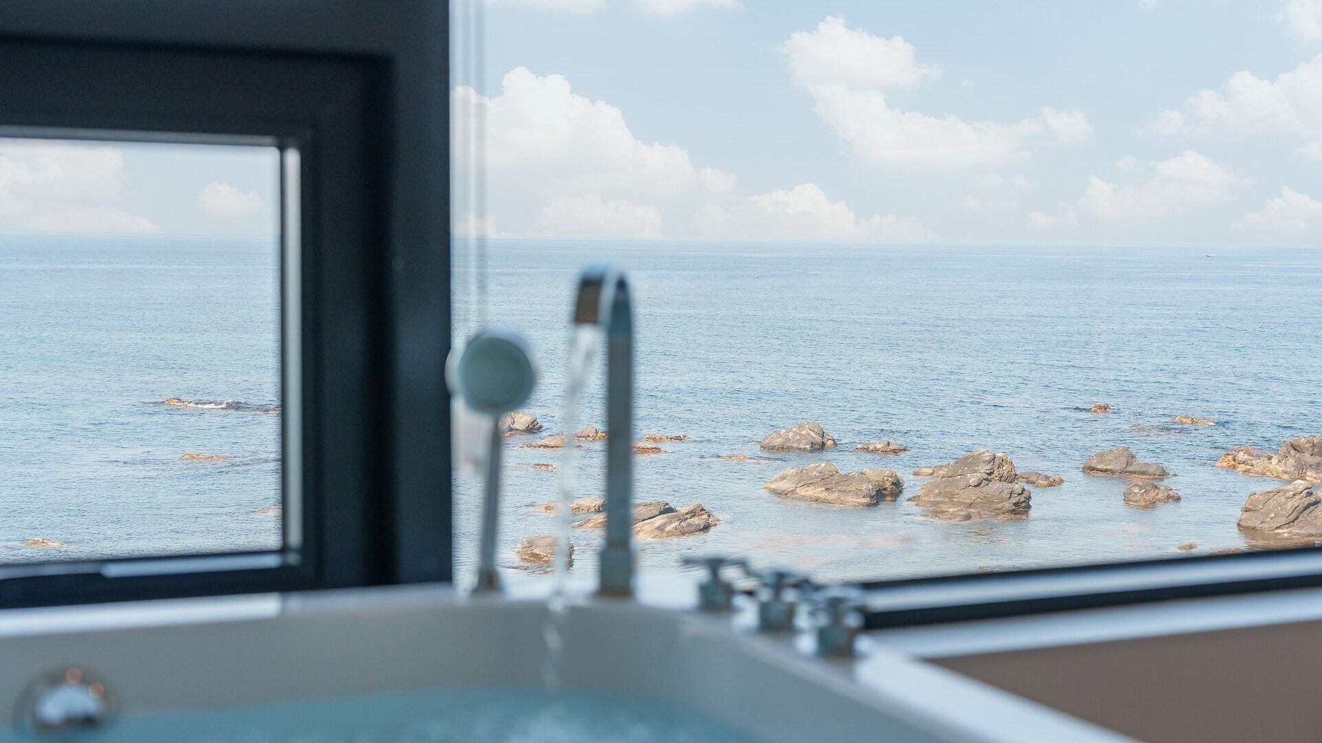 Basic Room, 1 Bedroom (Room 201 (Full Ocean View / Spa)) | 1 bedroom, free WiFi