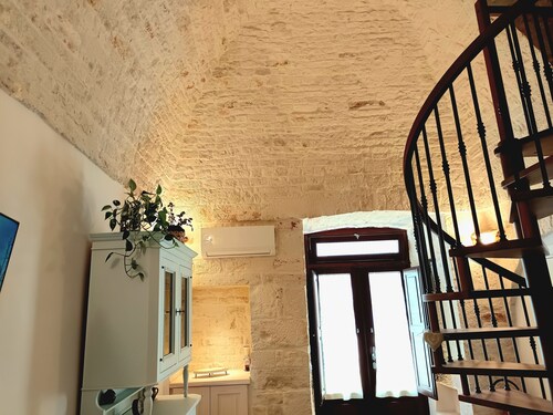 Arcaica cummersa - Dimora in pietra