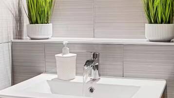 Shower, towels