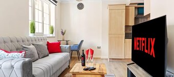 Leicester1br-wifi-modernapt-kitchen-sleeps2