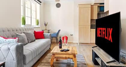 Leicester1br-wifi-modernapt-kitchen-sleeps2