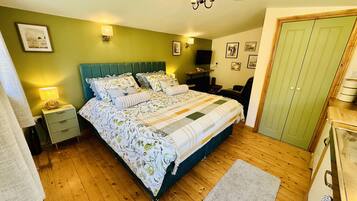 Cottage | 1 bedroom, individually decorated, individually furnished, free WiFi