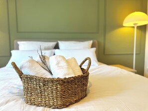 2 Schlafzimmer, Reisekinderbett, kostenloses WLAN, Bettwäsche