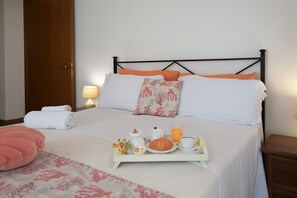 3 bedrooms, iron/ironing board, free WiFi, bed sheets - Villa Minerva Sperlongaresort (Sperlonga)