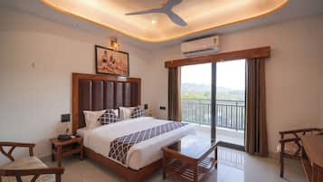 Individueel gemeubileerd, een bureau, een laptopwerkplek