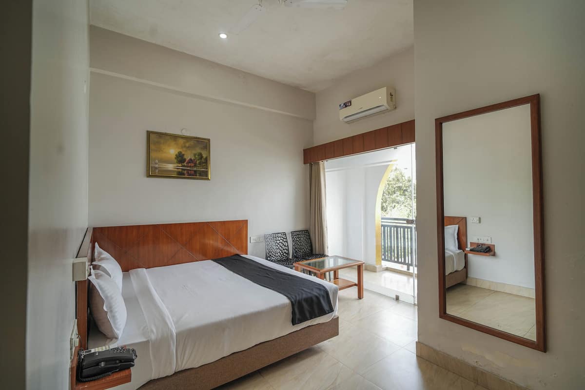 獨特裝修、書桌、手提電腦工作空間、隔音