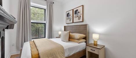 3 bedrooms, desk, travel cot, free WiFi