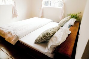Fer et planche Ă repasser, Wi-Fi, draps fournis