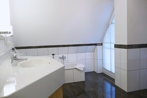 Apartment, Balcony | Bathroom | Hair dryer, towels, soap, shampoo - Landgasthof Kleiner  (Sundern (Sauerland))