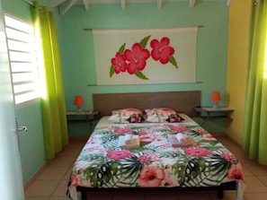 1 chambre, fer et planche à repasser, Wi-Fi, draps fournis