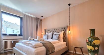 Alpha Apartments: 3BR Grand Space, Urban Harmony