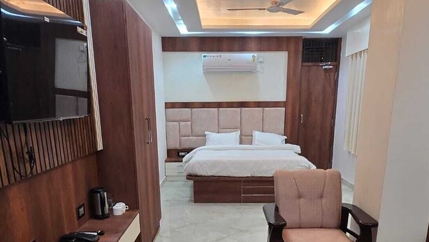 Deluxe Double Room, City View | Ruang tamu