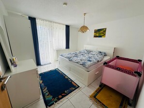 Ferros/tábuas de passar roupa, Wi-Fi, roupa de cama