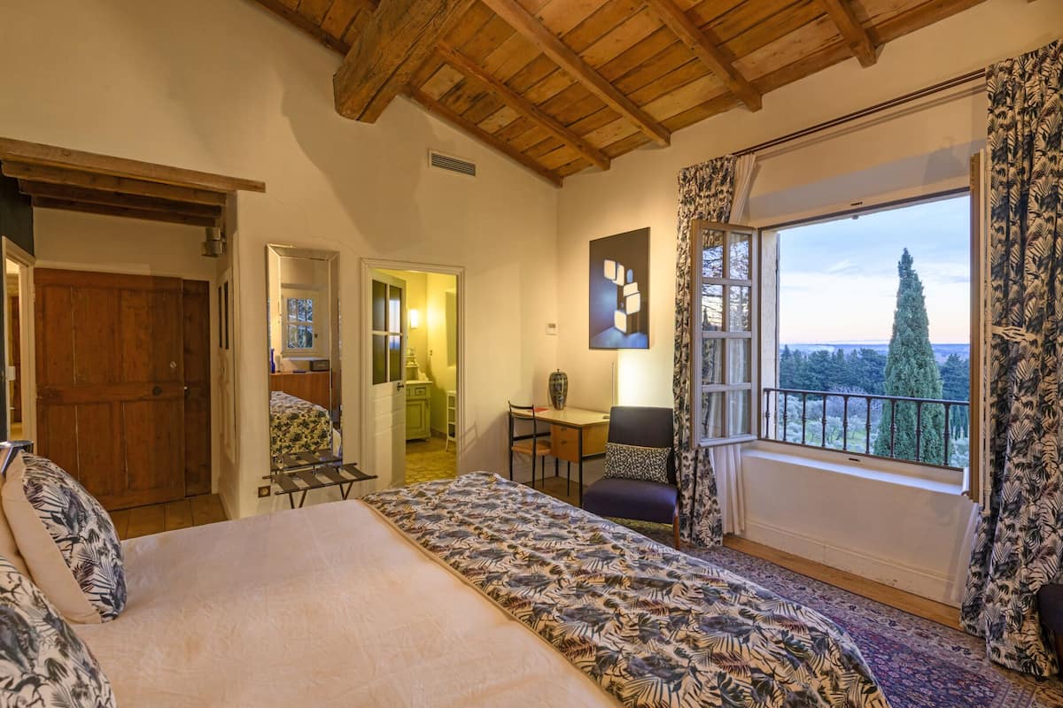 Chambre Double Supérieure, salle de bains attenante, vue jardin (Supérieure bleue) | Wi-Fi gratuit