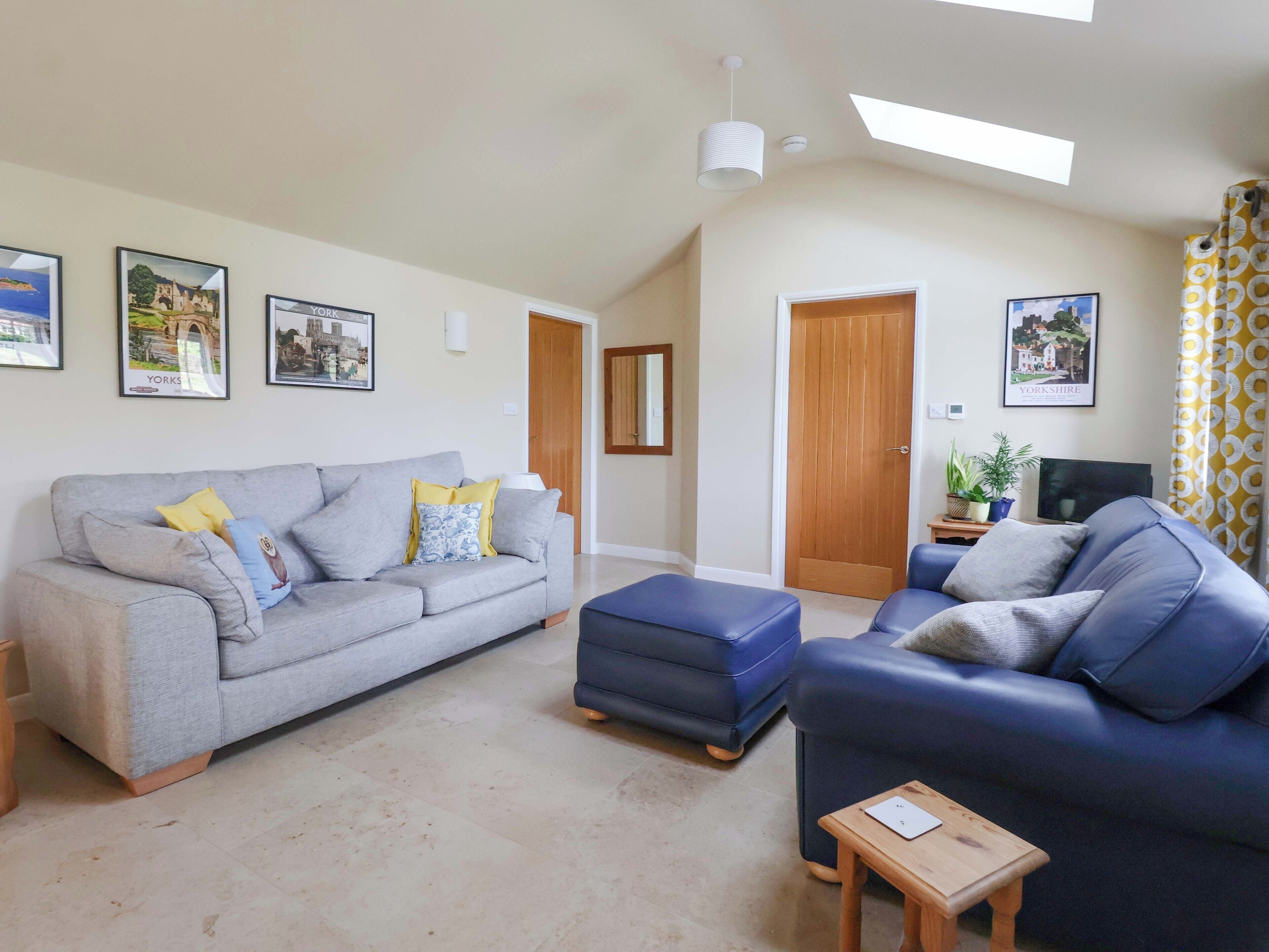 Cottage | Living area