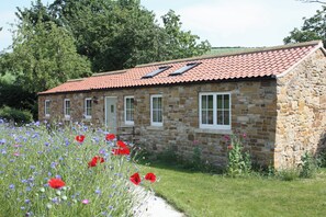 Cottage | Exterior - Apple Tree Cottage (York)