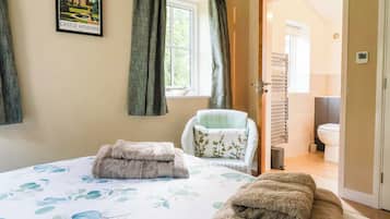 Casa de campo | 2 habitaciones, decoración personalizada y muebles diferentes