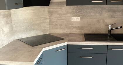 Maison de campagne trÚs calme à proximité beaucoup de loisirs