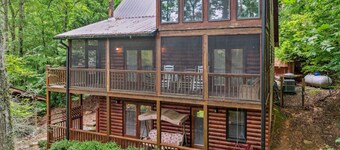 Creekside Cabin w/ Hot Tub & Decks