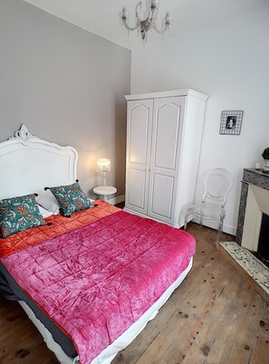 3 bedrooms, iron/ironing board