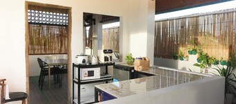 4-bedroom Vacation Home in awesome Puerto Princesa City with AC, WiFi