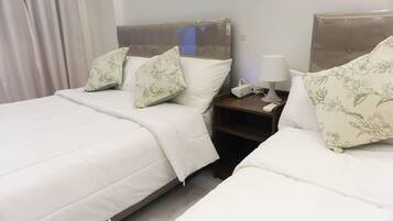 4 bedrooms, free WiFi, bed sheets