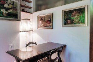 ทีวีจอแบน 32 นิ้ว พร้อมช่องดิจิตอล