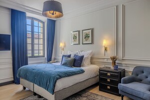 Chambre Double Deluxe, non-fumeurs, vue cour intérieure | Literie de qualité supérieure, rideaux occultants, chambres insonorisées