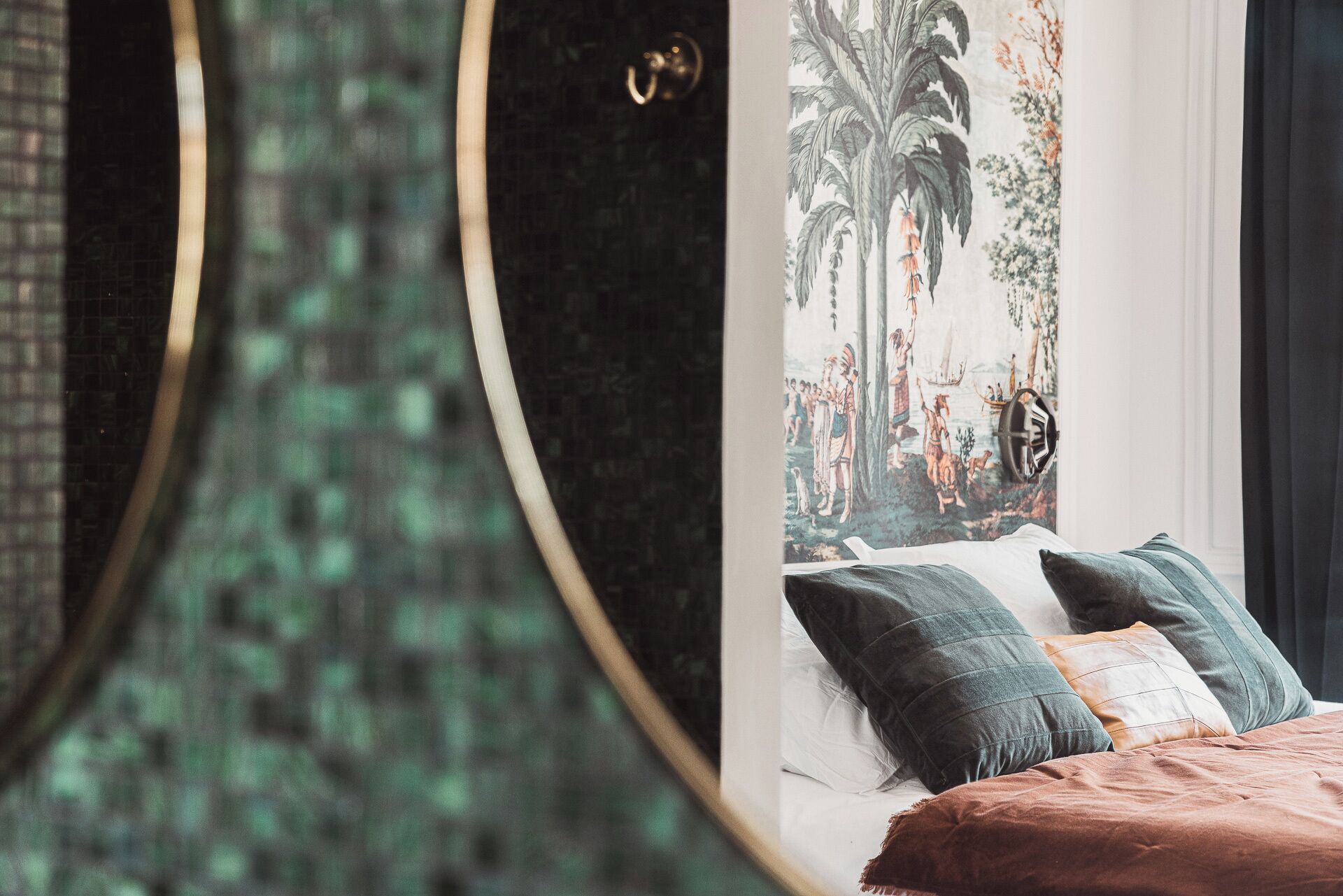 Deluxe-Doppelzimmer, Nichtraucher, Blick auf den Innenhof | Verdunkelungsvorhänge, schallisolierte Zimmer, Bügeleisen/Bügelbrett