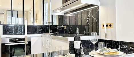 Lägenhet Superior | Eget kök | Espressobryggare, vattenkokare, brödrost och frys