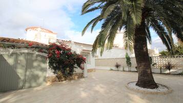 Biệt thự | Khuôn viên nơi lưu trú