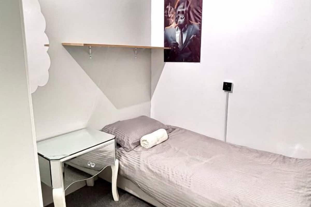 Soundproofing, iron/ironing board, free WiFi