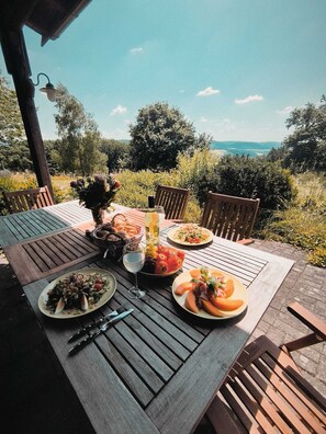 Outdoor dining - Nature & wellness ''on the Hardt'' *Jacuzzi *Sauna *all in the forest (Mürlenbach)
