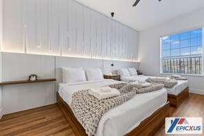 4 bedrooms, desk, iron/ironing board, travel crib